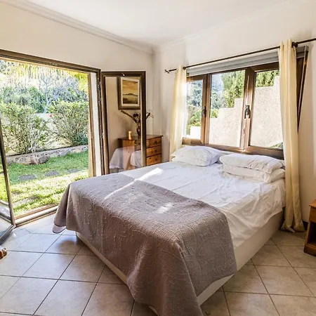 Secluded Sunset On Cliff & 180 Degree Ocean Views Villa *