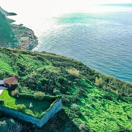 Secluded Sunset On Cliff & 180 Degree Ocean Views