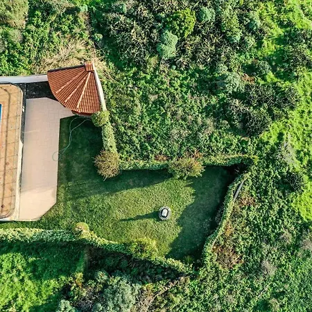 Secluded Sunset On Cliff & 180 Degree Ocean Views * Fajã da Ovelha