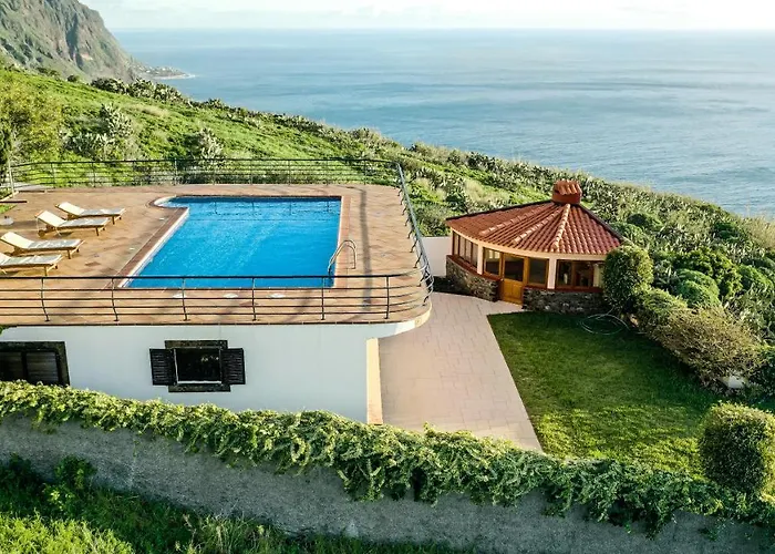 Villa Secluded Sunset On Cliff & 180 Degree Ocean Views Fajã da Ovelha